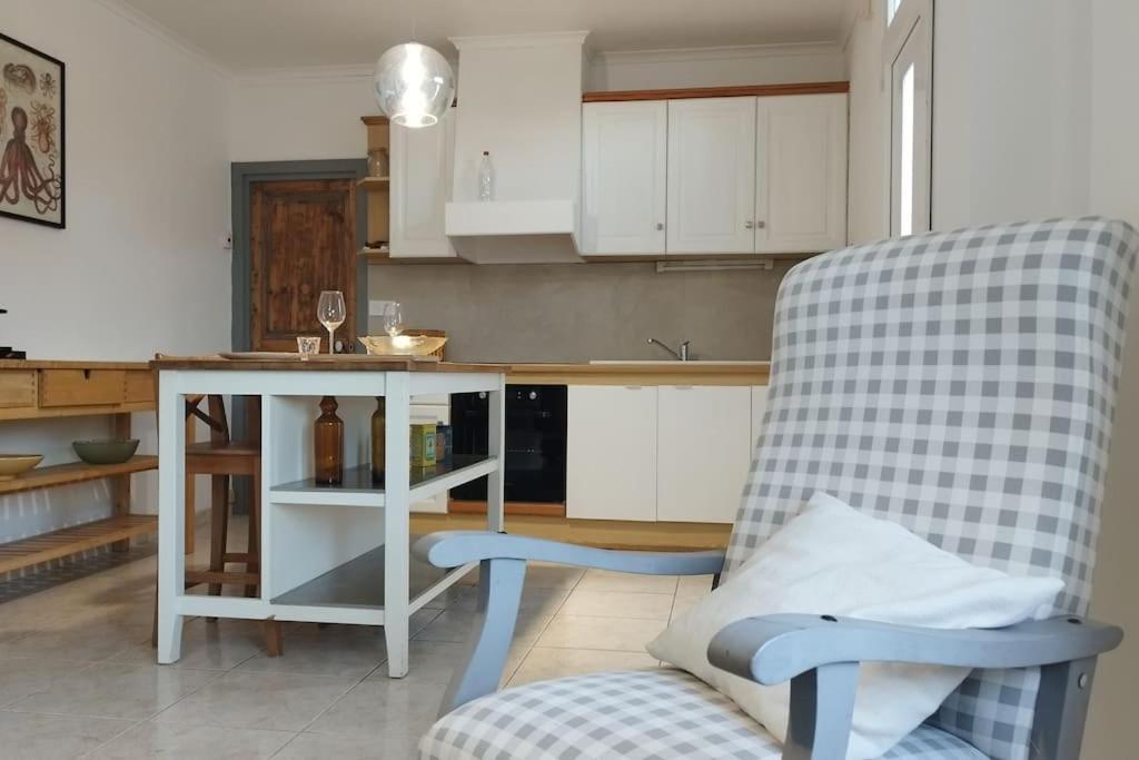 Charmante Maison T2 De Plein Pied Avec Exterieur Calme Aux Arenes Villa Béziers Dış mekan fotoğraf